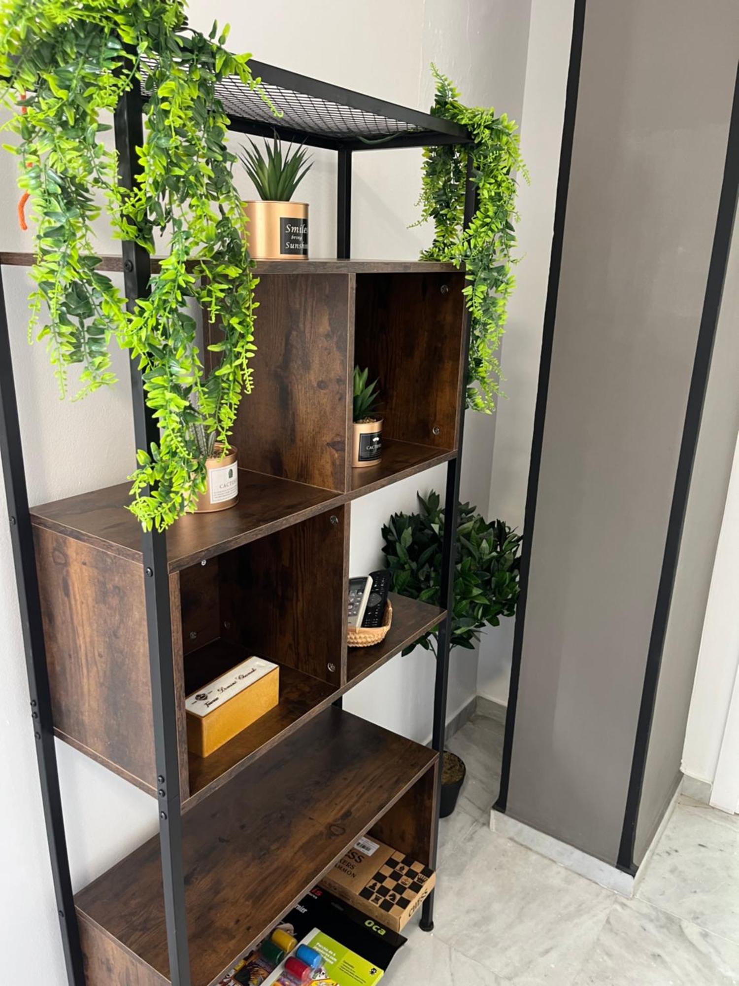 Triana Pelay Apartment *