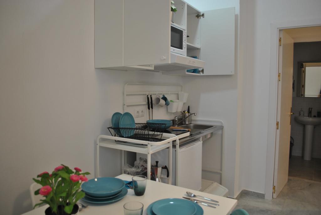 Triana Pelay Apartment *