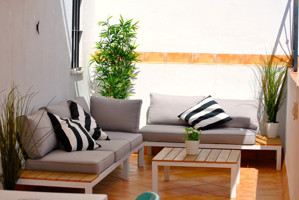 Triana Pelay Apartment *